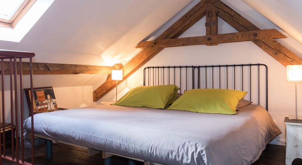 Les Petites Vosges Bed & Breakfast Bagnères-de-Bigorre Rom bilde