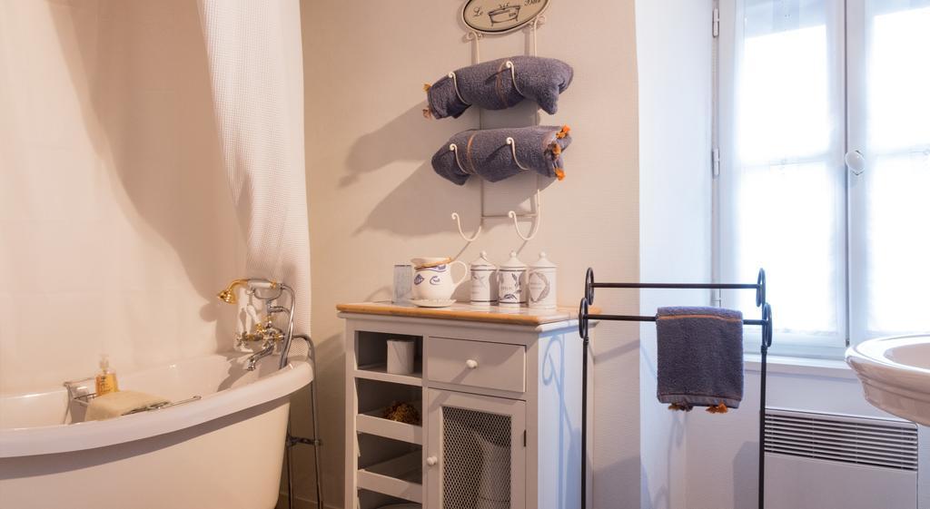 Les Petites Vosges Bed & Breakfast Bagnères-de-Bigorre Rom bilde