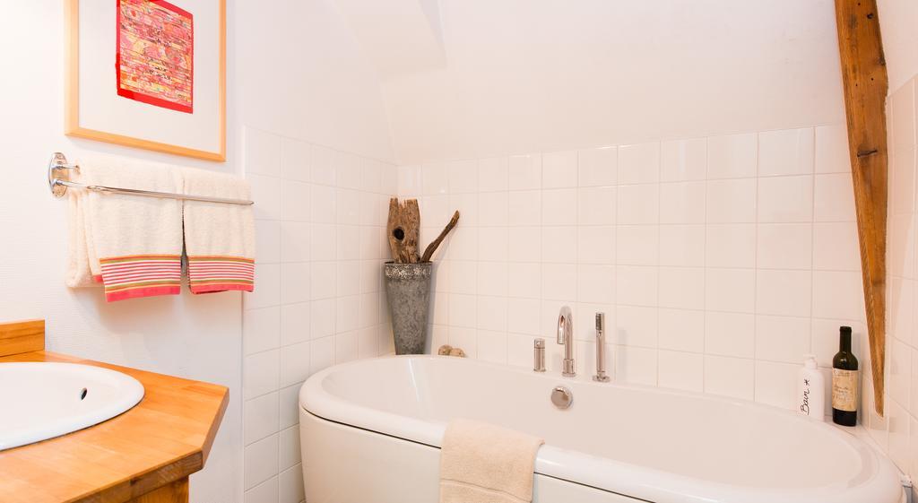 Les Petites Vosges Bed & Breakfast Bagnères-de-Bigorre Rom bilde